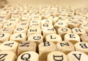アルファベットが書かれたカッティングシート