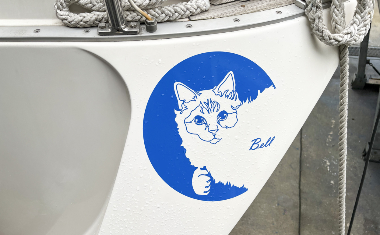 A看板に貼られたカッティングシート