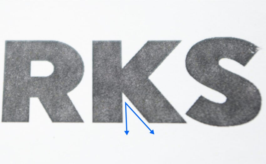 外へ向けて刃を動かします