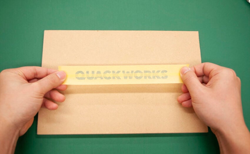 ズレないように位置を決めましょう