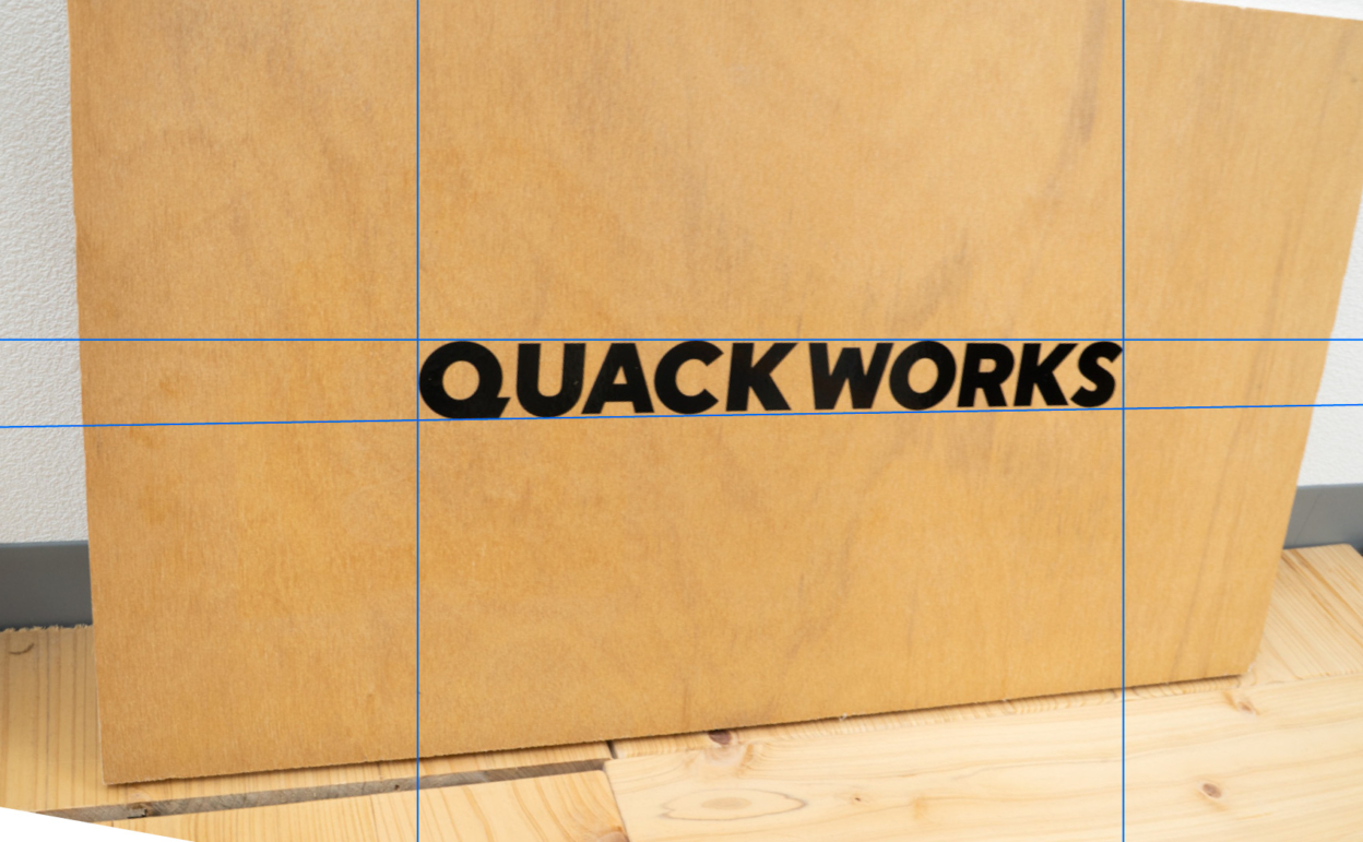 斜めの写真を回転させました