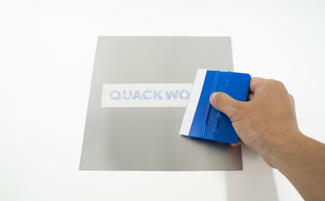 貼れる場所・貼れない場所_アルミ板