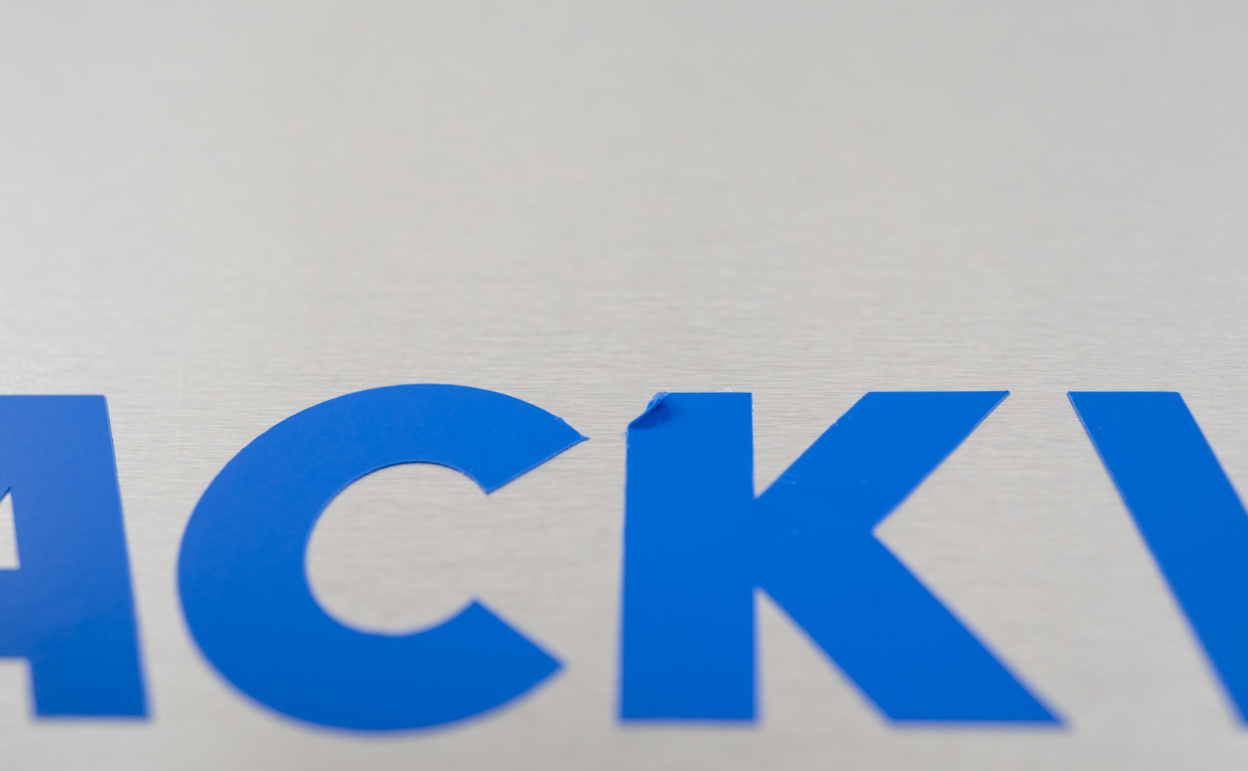 貼れる場所・貼れない場所_アルミ板