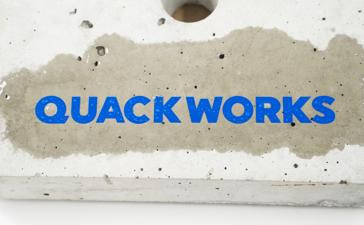 貼れる場所・貼れない場所_コンクリート