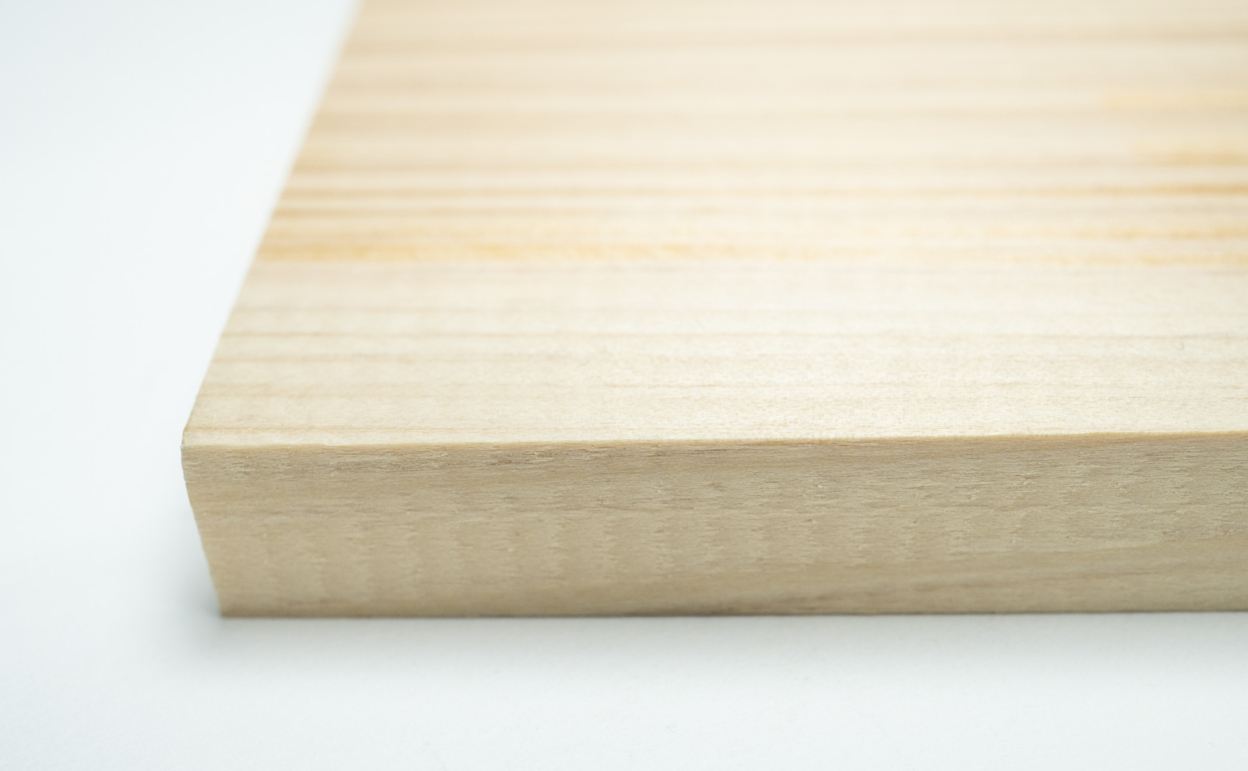 無塗装のヒノキ