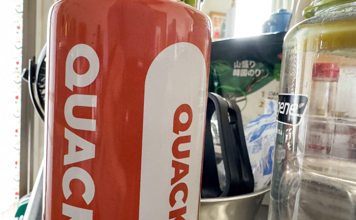 水筒に貼ったカッティングシートに劣化は見られない