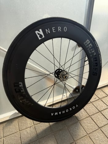 自転車のホイールに施工したカッティングシート